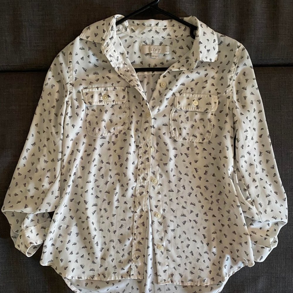 LOFT Flowy Top